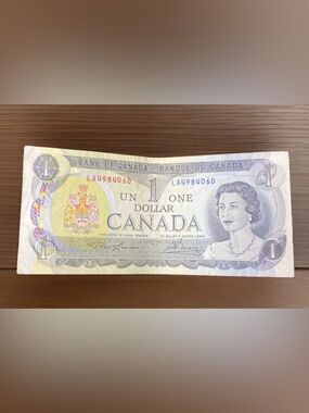 Queen Elizabeth II Banknote 1973 Canadian $1 Dollar - Circulated